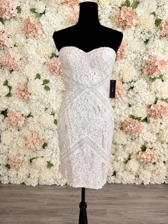 Lulus Dresses & Skirts - Lulu's Love Like This White and Nude Strapless Lace Bodycon Dress